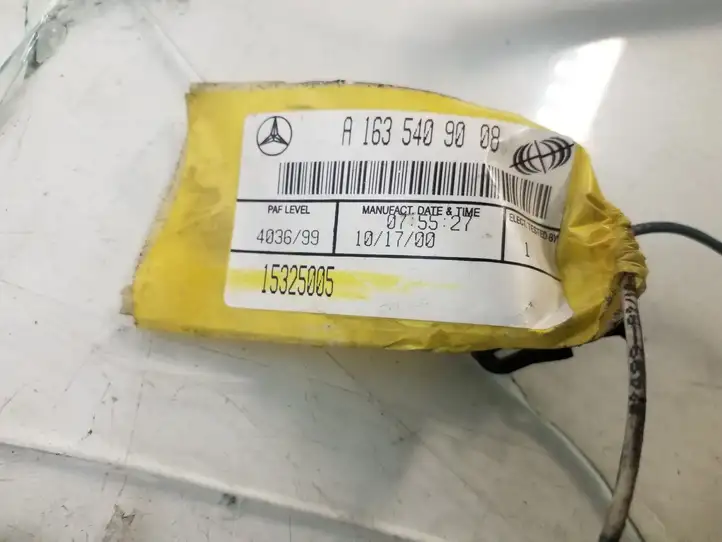 Mercedes-Benz ML W163 (1997 - 2005) 1638200289 Усилитель антенны — фото 4