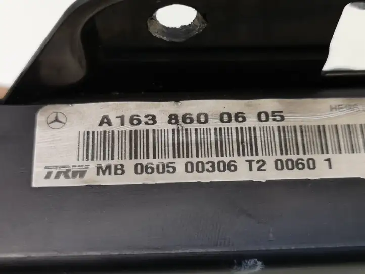 Mercedes-Benz ML W163 (1997 - 2005) A1638600605 Подушка безопасности двери — фото 6