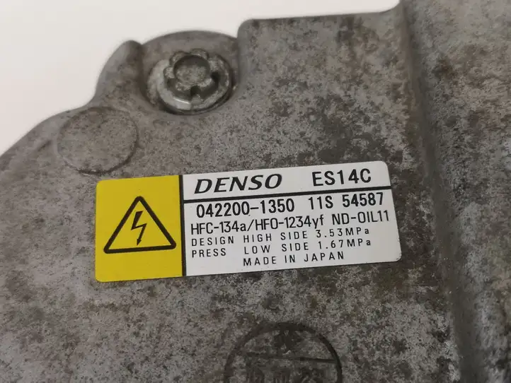 Toyota Yaris (2014 - 2019) 0422001350 Компрессор (насос) кондиционера воздуха — фото 8