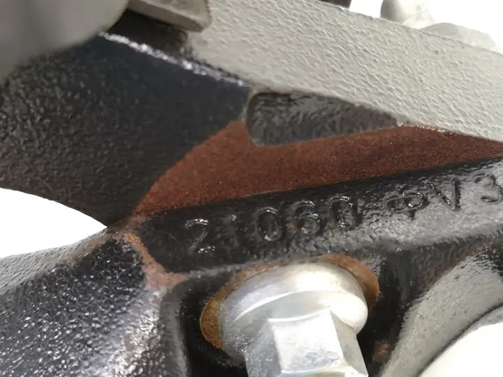 Toyota Yaris (2014 - 2019) 15Y23 Опора двигателя — фото 7