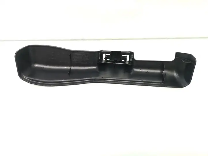 Toyota Yaris (2014 - 2019) 584420D090 Прочие детали салона — фото 3