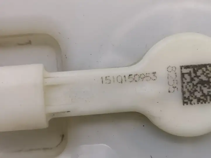 Toyota Yaris (2014 - 2019) 03350887081 Бачок тормозной жидкости — фото 6