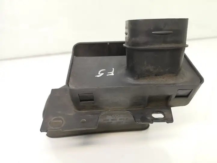 Volkswagen Polo (2005 - 2009) 6Q0805971F Детали воздухозаборника — фото 3