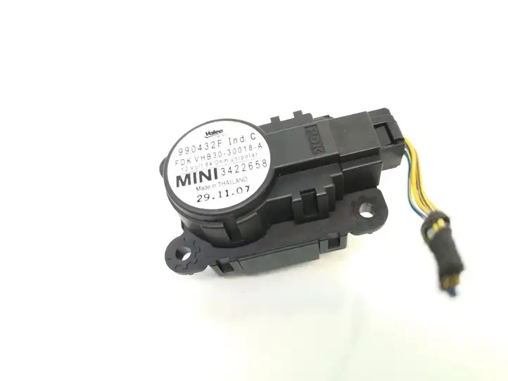 Mini One - Cooper Clubman R55 (2007 - 2014) 3422658 Двигатель задвижки потока воздуха — фото 1