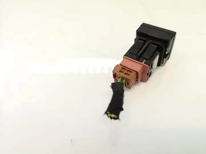 Citroen Berlingo (2003 - 2007) 96583425XT Кнопка ESP — фото 2