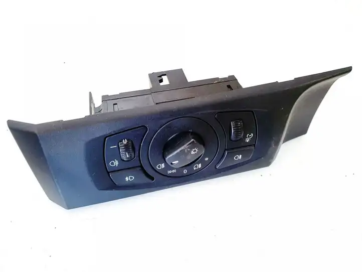 BMW 5 E60 E61 (2004 - 2010) 6925262 Включатель фонарей — фото 1