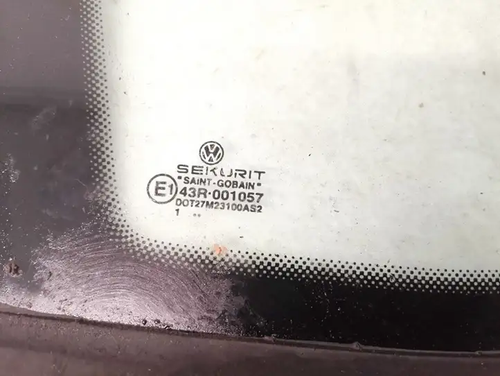 Volkswagen Polo III 6N 6N2 6NF (1994 - 2001) Заднее боковое стекло — фото 2