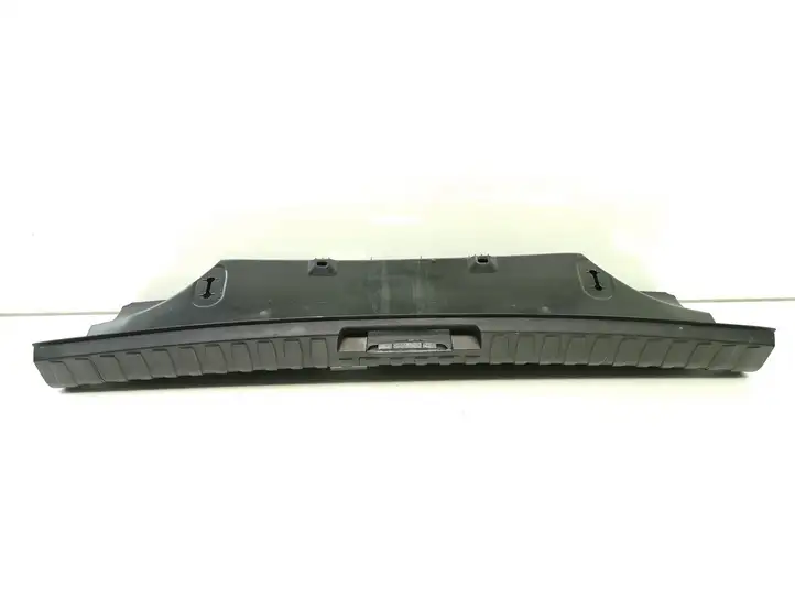 BMW 1 E81 E87 (2004 - 2011) 7123335 Отделка порога багажника — фото 4
