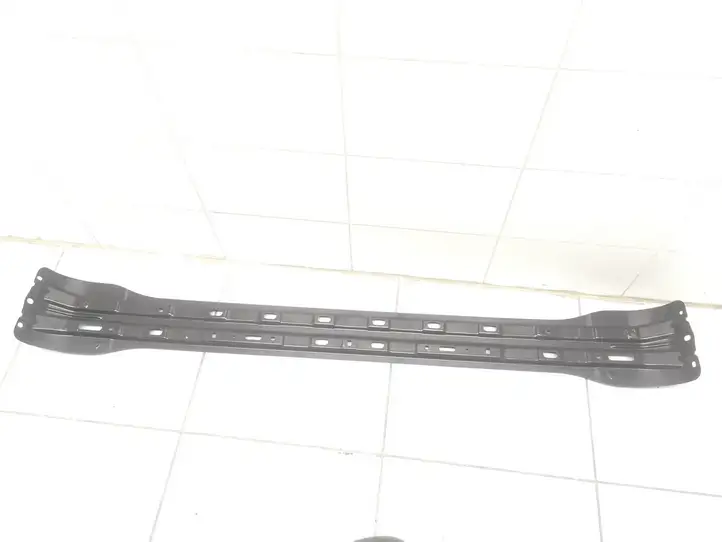 Hyundai H-1, Starex, Satellite (2007 - 2013) Кронштейн заднего бампера — фото 2