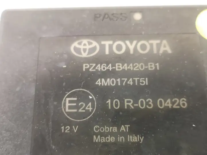Toyota Verso (2012 - 2015) 4M0174T5I Блок управления парктрониками — фото 6