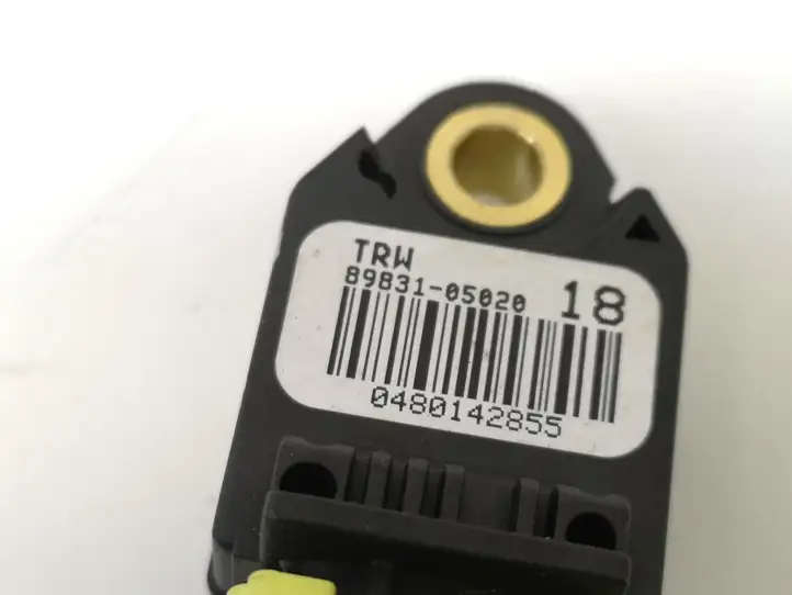 Toyota Verso (2012 - 2015) 8983105020 Датчик удара SRS — фото 2