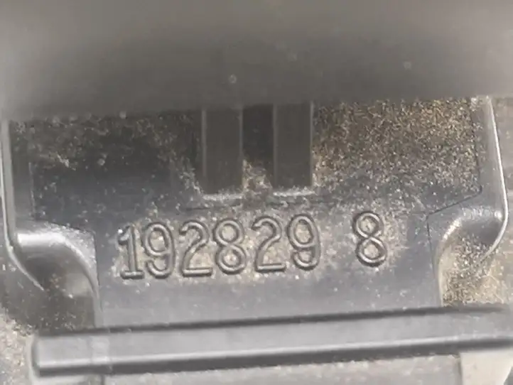 Toyota Auris 150 (2006 - 2012) 1928298 Блок кнопок стеклоподъемников — фото 3