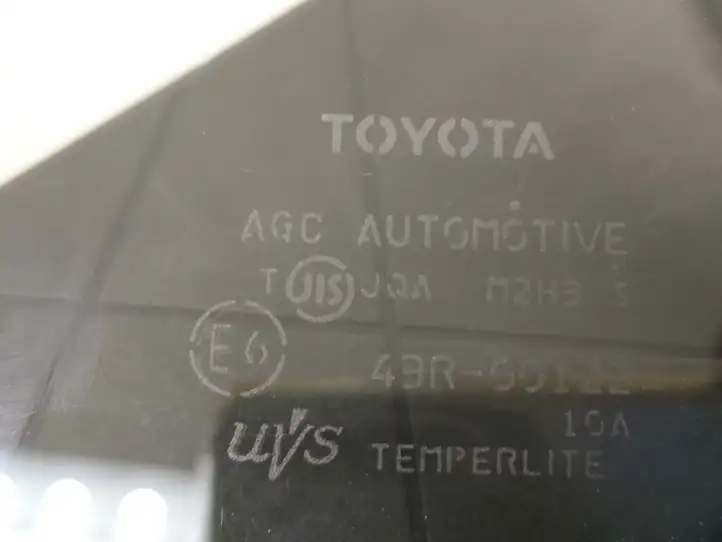 Toyota Auris 150 (2006 - 2012) Форточка двери — фото 3