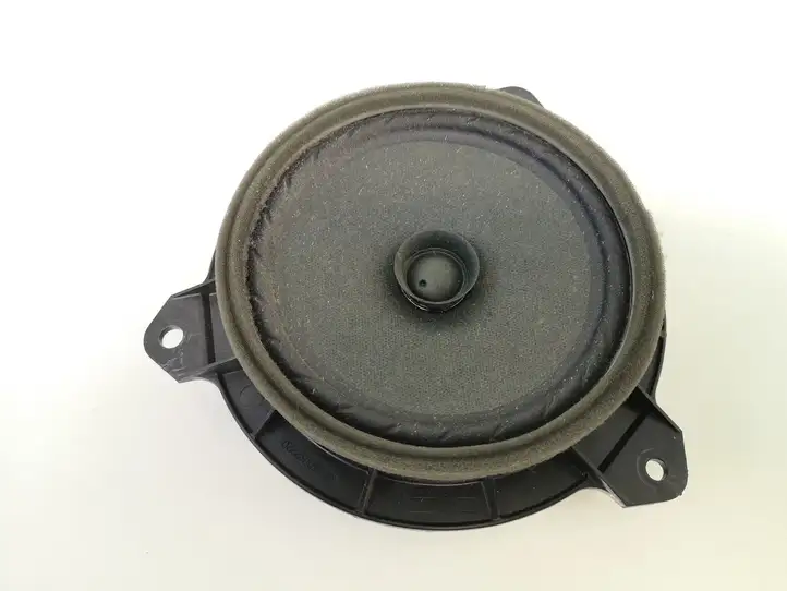 Toyota Auris 150 (2006 - 2012) 06N21C5 Динамики задних дверей — фото 1