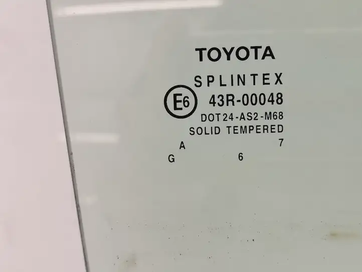 Toyota Avensis T250 (2006 - 2009) Стекло задней двери — фото 2