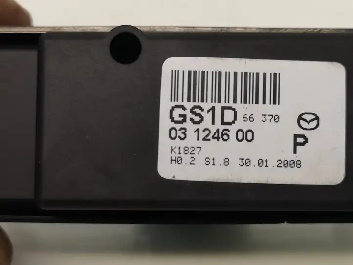 Mazda 6 (2009 - 2012) GS1D66370 Кнопка стеклоподъемников — фото 3