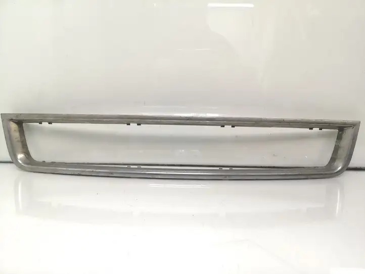 Audi A4 S4 B6 8E 8H (2000 - 2006) 8E0807647 Нижняя решетка переднего бампера — фото 1