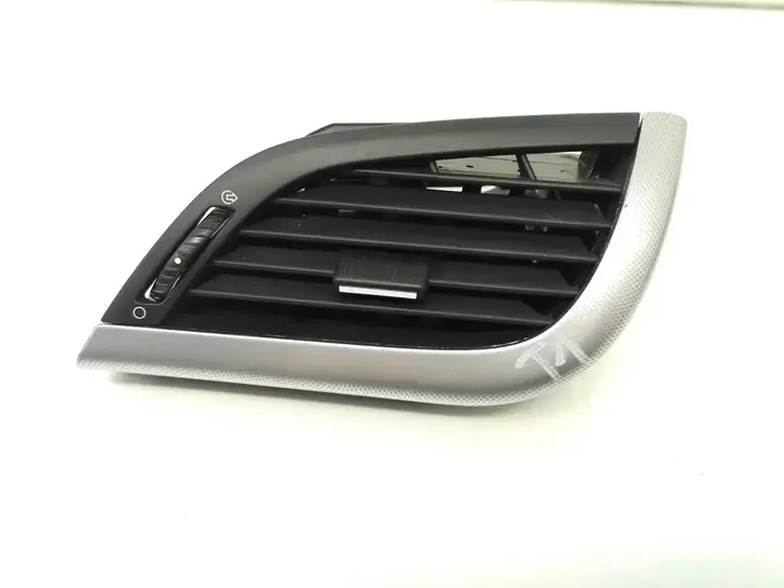 Peugeot 207 (2006 - 2009) 9650088477 Боковой воздушный дефлектор — фото 1