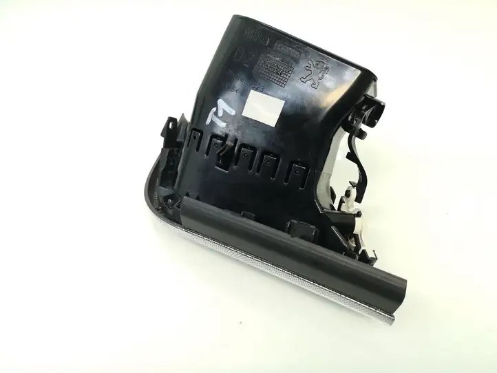 Peugeot 207 (2006 - 2009) 9650088477 Боковой воздушный дефлектор — фото 2