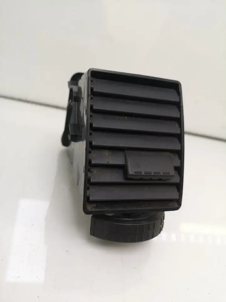 Volkswagen Transporter - Caravelle T5 (2003 - 2009) 7H0815706A Боковой воздушный дефлектор — фото 1