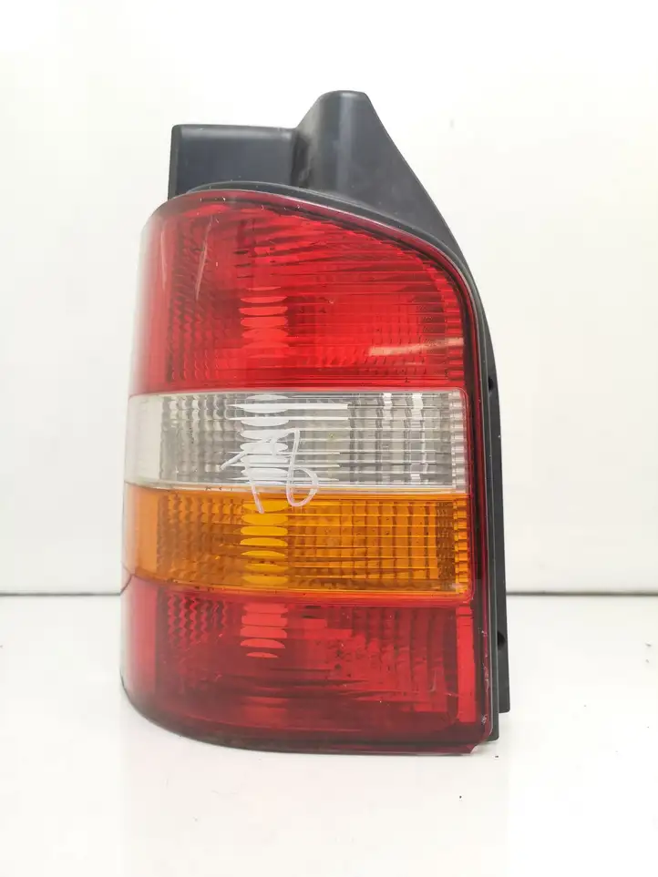 Volkswagen Transporter - Caravelle T5 (2003 - 2009) 7H0945095G Задний фонарь в кузове — фото 1