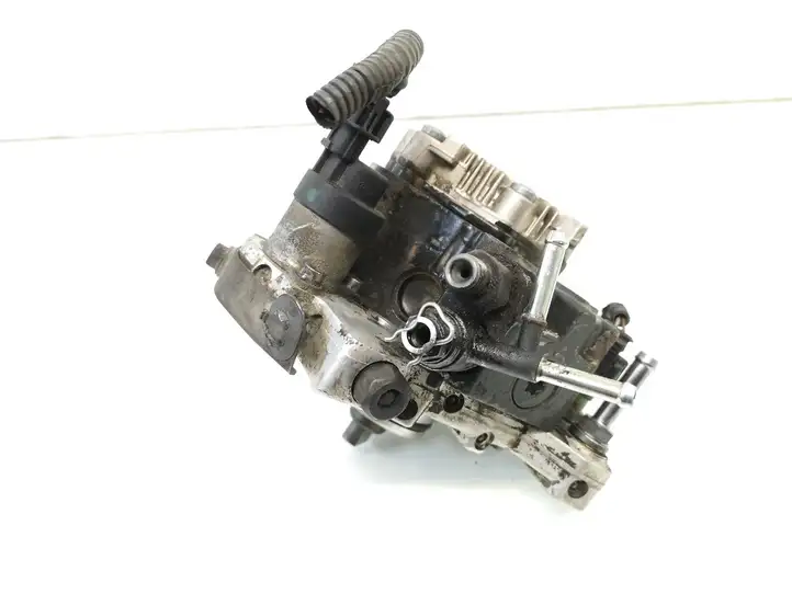 Toyota Auris 150 (2006 - 2012) 2210033040 Топливный насос — фото 6