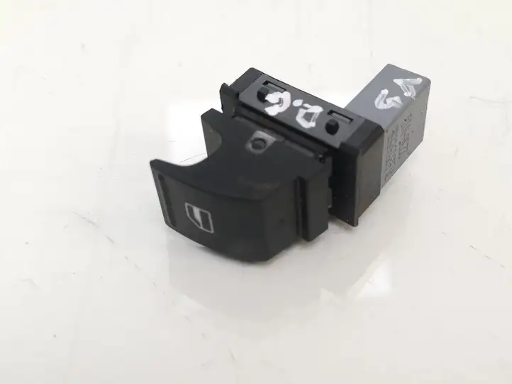 Volkswagen Golf V (2003 - 2009) 7L69598558 Кнопка стеклоподъемников — фото 1