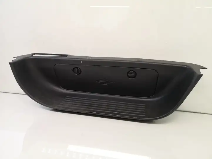 Hyundai H-1, Starex, Satellite (2007 - 2013) 858724H000 Внутренняя отделка переднего порога — фото 1