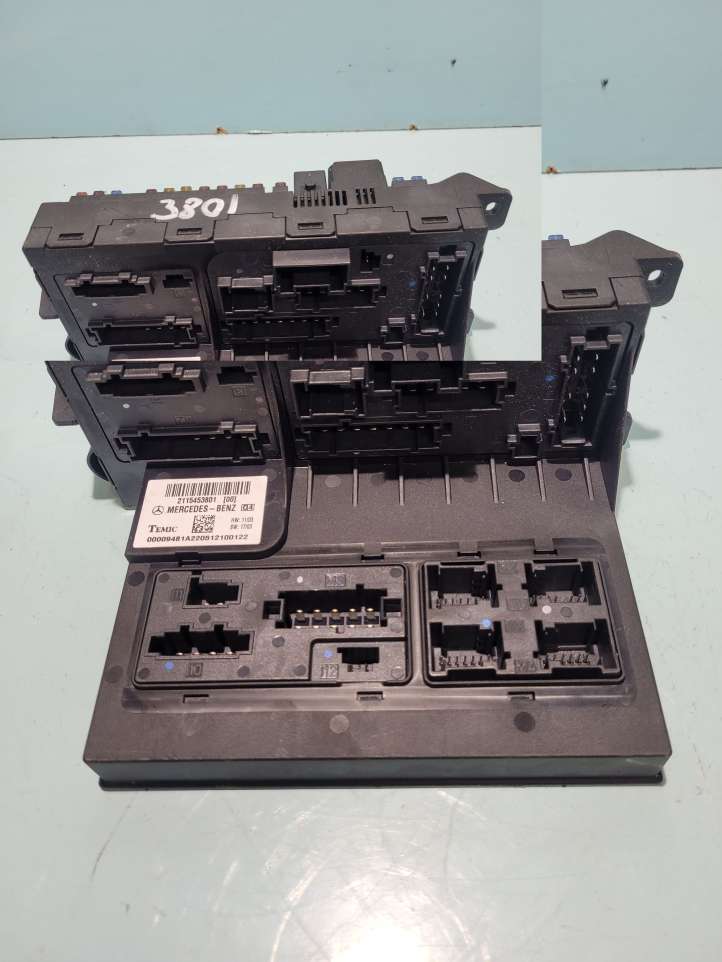 Mercedes-Benz E W211 (2002 - 2009)  2115453801 Блок управления SAM