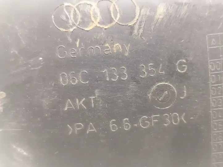 Audi A4 S4 B6 8E 8H (2000 - 2006) 06C133354G Детали воздухозаборника — фото 2
