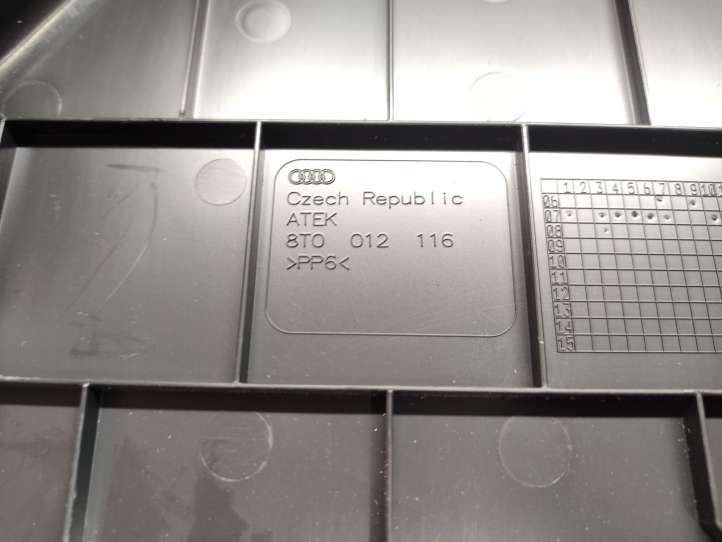 Audi A4 (2007 - 2011)  8T0012116 Отделка отсека запасного колеса