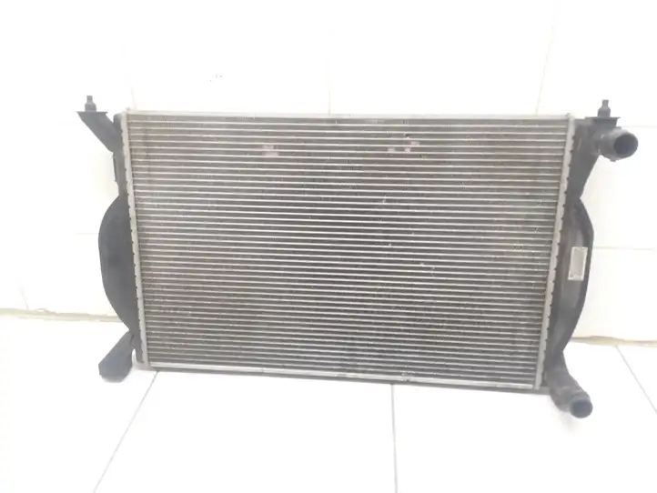 Audi A4 S4 B6 8E 8H (2000 - 2006) 8E0121251A Радиатор охлаждающей жидкости двигателя — фото 1