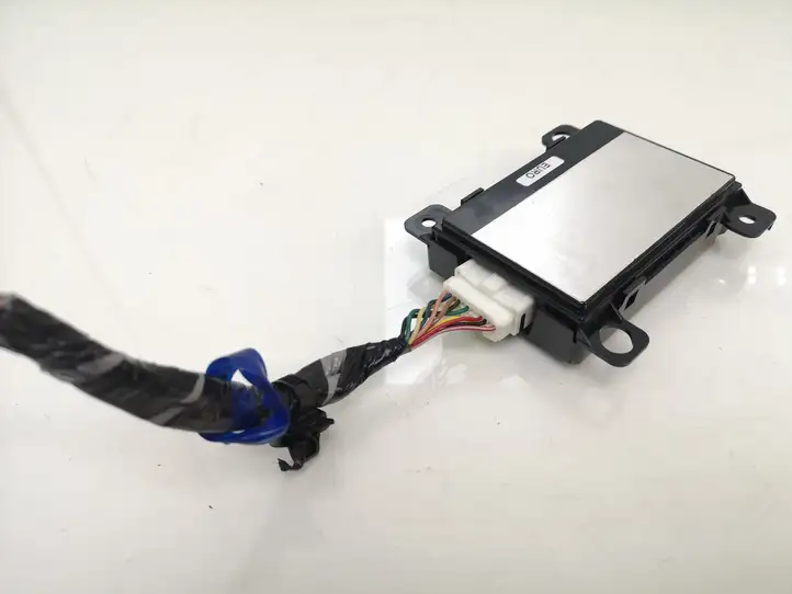 Mitsubishi Lancer VIII (2007 - 2011) 8785A004 Блок GSM — фото 3