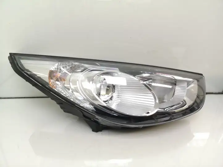 Hyundai ix35 (2009 - 2013) 921022Y Передняя фара — фото 1