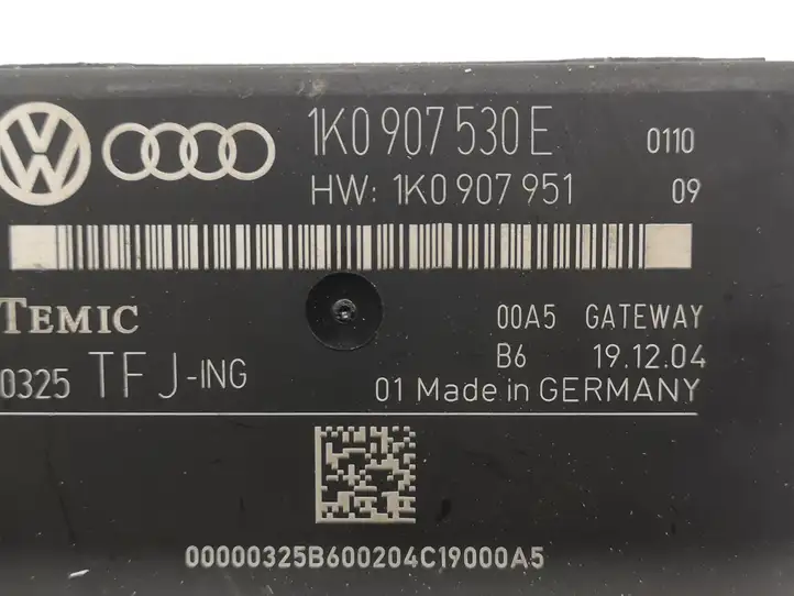 Volkswagen Touran I (2003 - 2010) 1K0907530E Модуль Gateway — фото 3