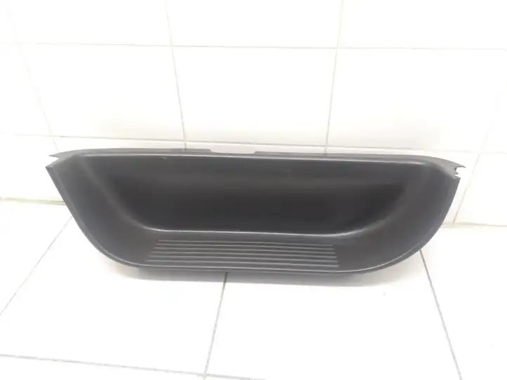 Hyundai H-1, Starex, Satellite (2007 - 2013) 858714H000 Внутренняя отделка переднего порога — фото 1