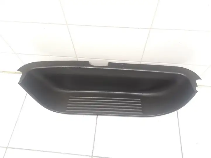 Hyundai H-1, Starex, Satellite (2007 - 2013) 858714H000 Внутренняя отделка переднего порога — фото 2