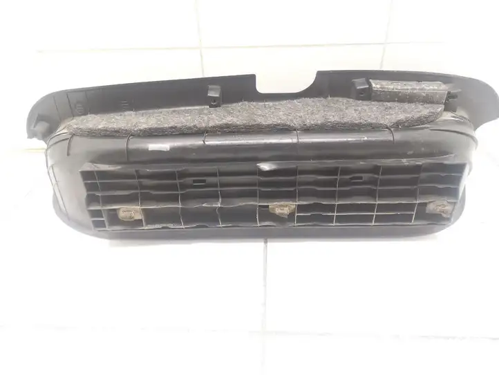 Hyundai H-1, Starex, Satellite (2007 - 2013) 858714H000 Внутренняя отделка переднего порога — фото 4