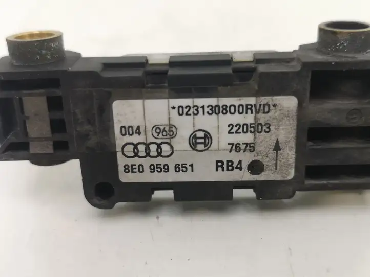 Audi A4 S4 B6 8E 8H (2000 - 2006) 8E0959651 Датчик удара SRS — фото 3