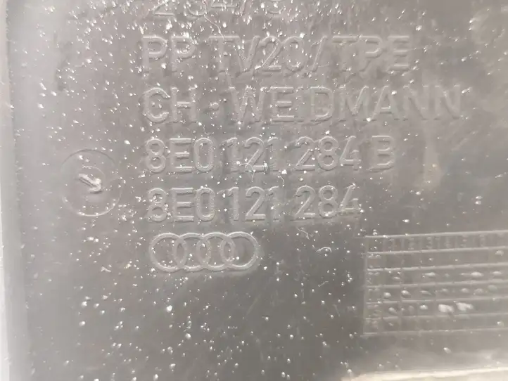 Audi A4 S4 B6 8E 8H (2000 - 2006) 8E0121284B Дефлектор воздуха — фото 2