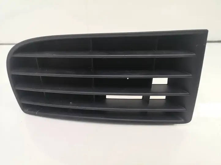 Volkswagen Golf V (2003 - 2009) 1K0853666 Нижняя решетка переднего бампера — фото 1