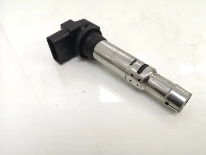 Volkswagen Golf V (2003 - 2009) 036905715E Катушка зажигания — фото 2