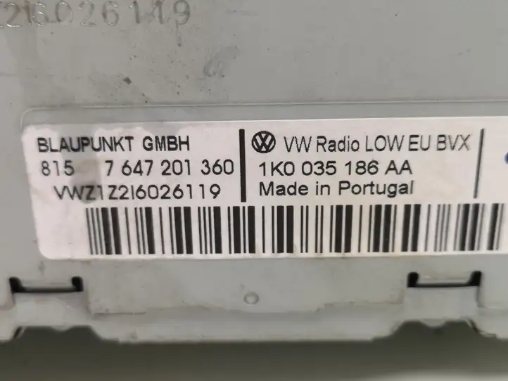 Volkswagen PASSAT B6 (2005 - 2010) 1K0035186AA Магнитола / мультимедийная система — фото 4
