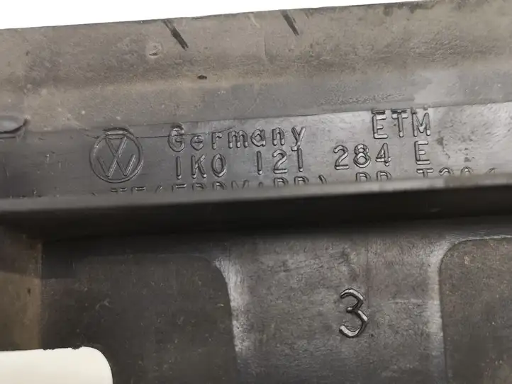 Volkswagen Golf V (2003 - 2009) 1K0121284E Дефлектор воздуха — фото 2
