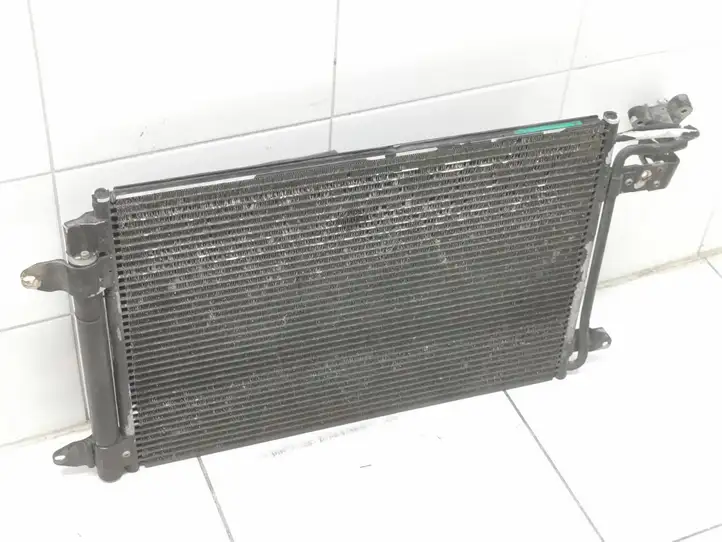 Audi A3/S3 8P (2004 - 2008) 1K0298403A Радиатор кондиционера — фото 1
