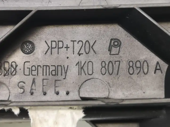 Audi A3/S3 8P (2004 - 2008) 1K0807890A Кронштейн переднего бампера — фото 3