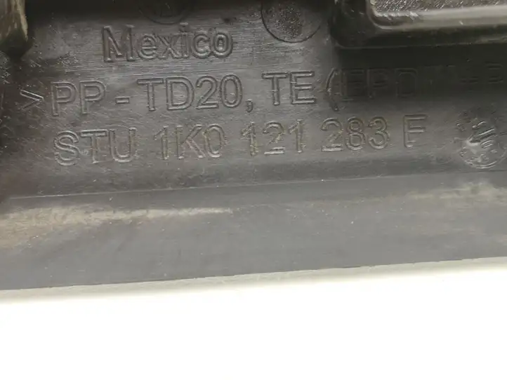 Volkswagen Jetta V (2005 - 2010) 1K0121283F Дефлектор воздуха — фото 3