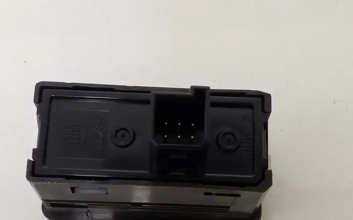 Opel Astra H (2004 - 2009) 13228711 Блок кнопок стеклоподъемников — фото 3