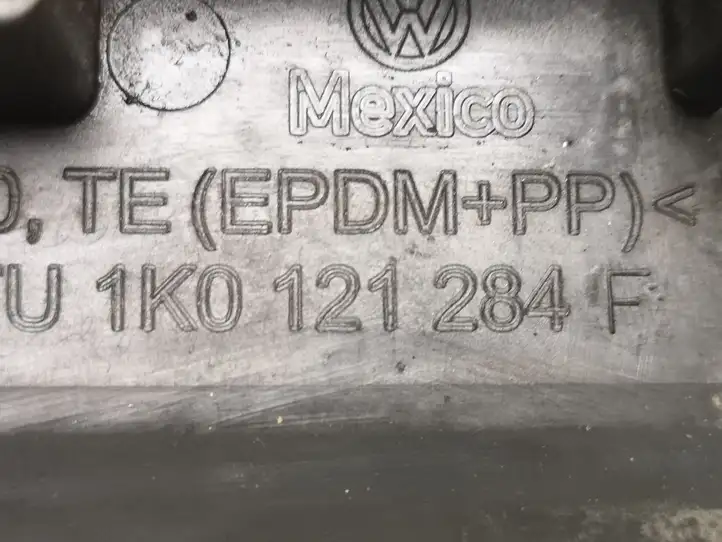 Volkswagen Jetta V (2005 - 2010) 1K0121284F Дефлектор воздуха — фото 2