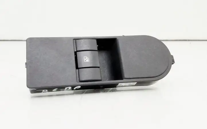 Opel Astra H (2004 - 2009) 13228709 Блок кнопок стеклоподъемников — фото 2